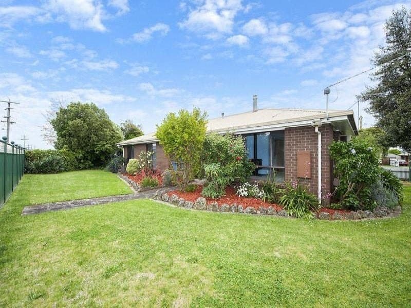 1 Glenn Court COLAC VIC, Colac - Image 1