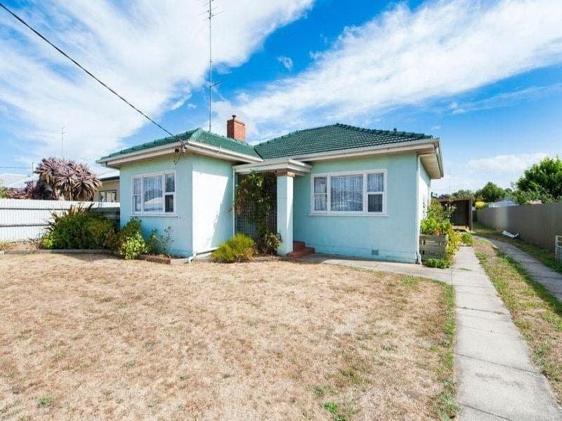 27 Polwarth Street COLAC VIC, Colac - Thumbnail 2