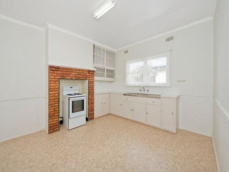 27 Polwarth Street COLAC VIC, Colac - Thumbnail 3