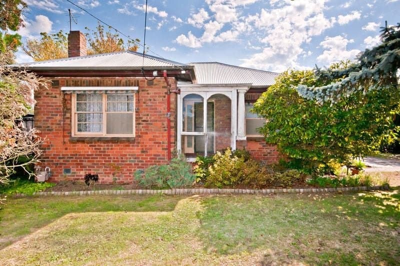 5 Elsinore Street COLAC VIC, Colac - Image 1