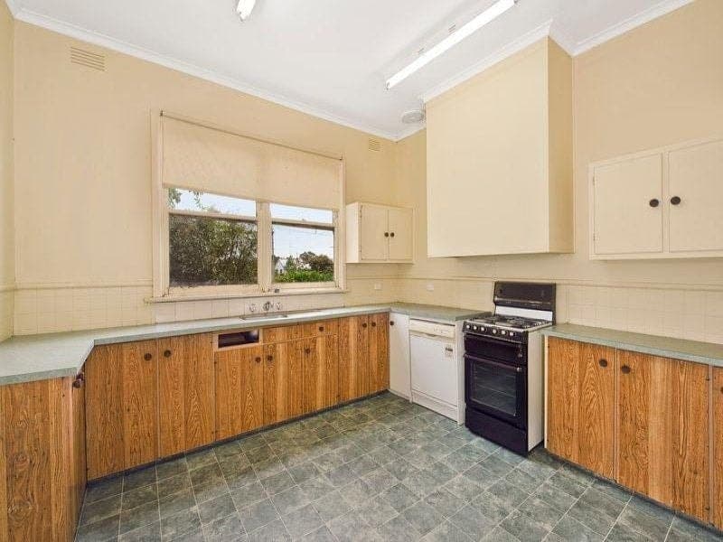 30 Wynne Street COLAC VIC, Colac - Thumbnail 3