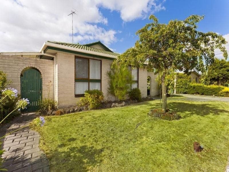 7 Bryan Avenue COLAC VIC, Colac - Image 1