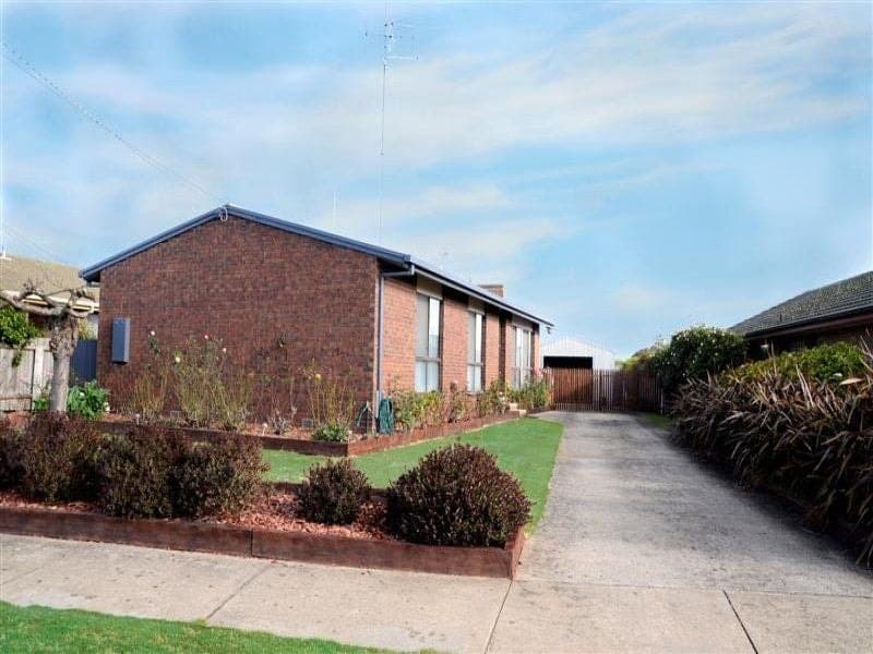 231 Sinclair Street COLAC VIC, Colac - Thumbnail 2