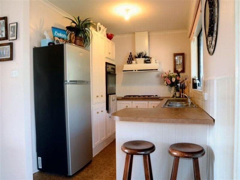 231 Sinclair Street COLAC VIC, Colac - Thumbnail 3
