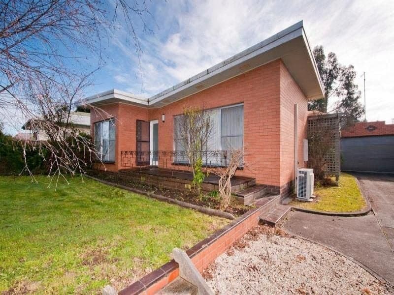 9 Brown Street COLAC VIC, Colac - Image 1