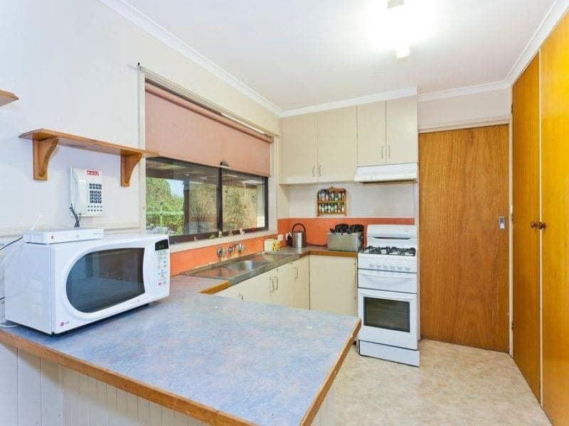 44 Irrewillipe Road ELLIMINYT VIC, Elliminyt - Thumbnail 2