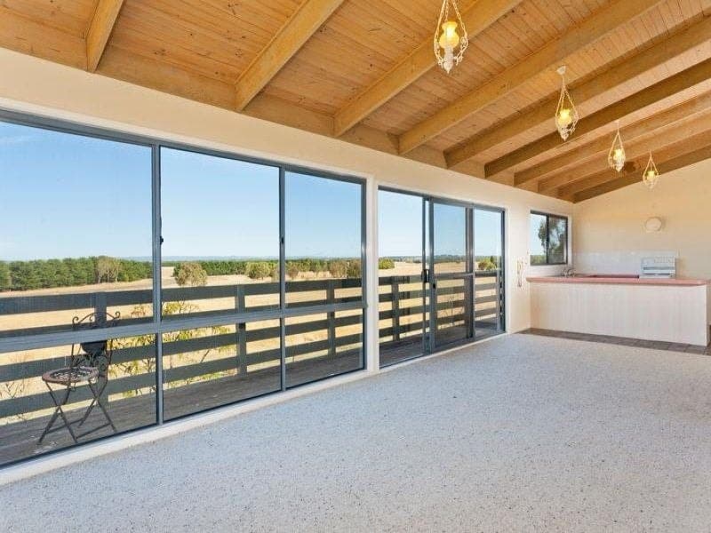25 Aireys Reserve Road BIRREGURRA VIC, Birregurra - Thumbnail 2