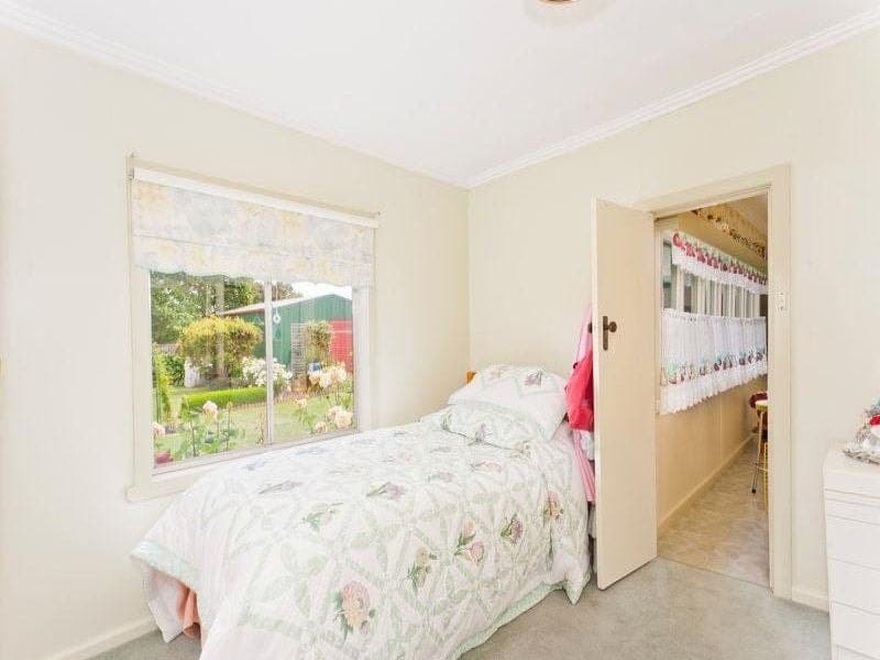 11 McAdam Crescent COLAC VIC, Colac - Thumbnail 8
