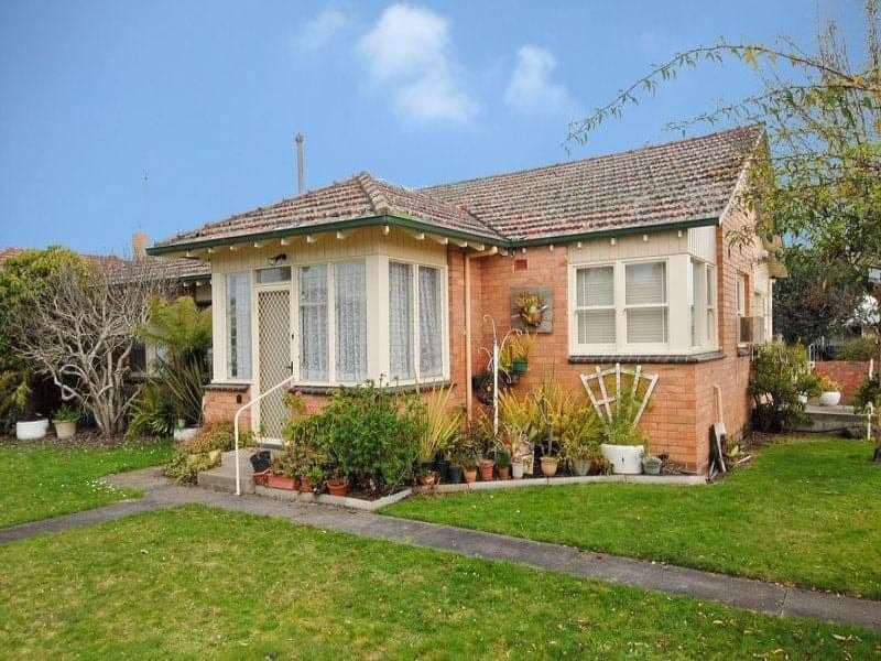 62 Hart Street COLAC VIC, Colac - Image 1