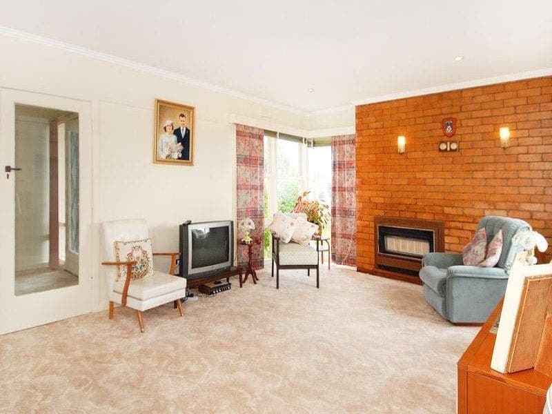 62 Hart Street COLAC VIC, Colac - Thumbnail 2