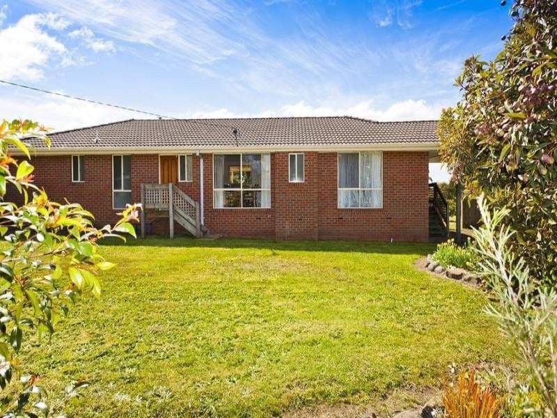 12 Bowden Street BIRREGURRA VIC, Birregurra - Image 1