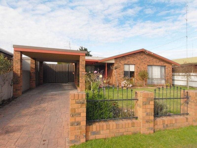6 Begley Street COLAC VIC, Colac - Image 1
