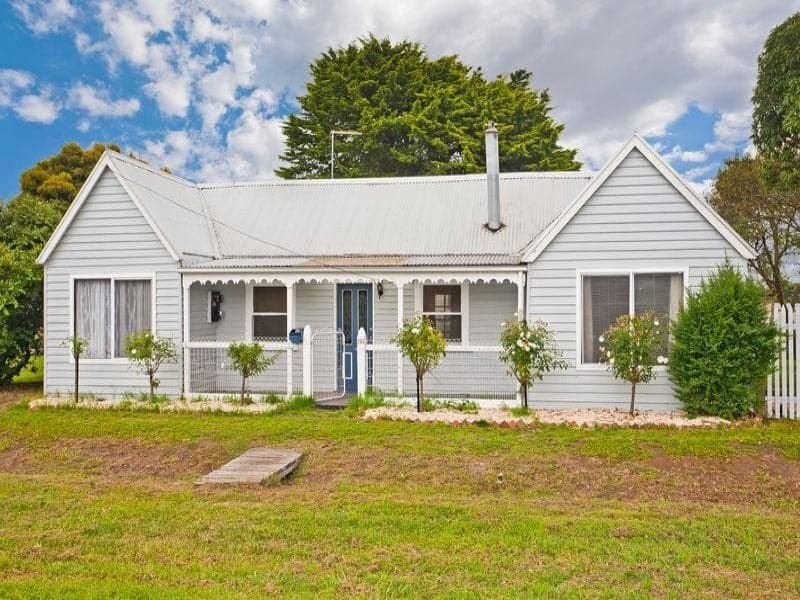 121 Main Street BEEAC VIC, Beeac - Image 1