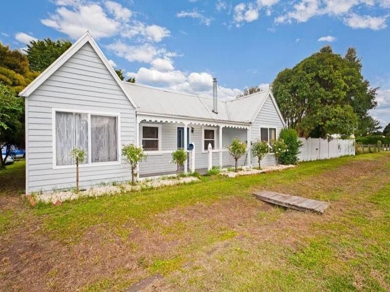 121 Main Street BEEAC VIC, Beeac - Thumbnail 2