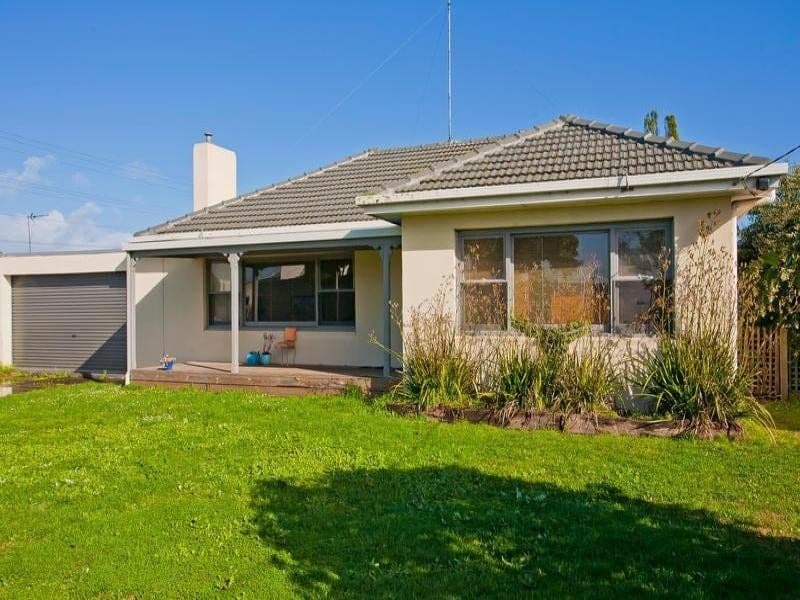 91 Gravesend Street COLAC VIC, Colac - Image 1