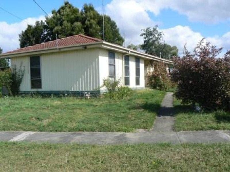 12 Bassett Court COLAC VIC, Colac - Image 1