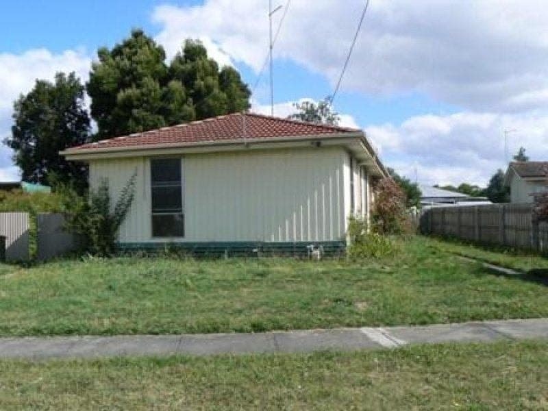 12 Bassett Court COLAC VIC, Colac - Thumbnail 2