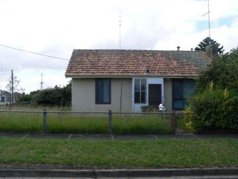 14 Churchill Square COLAC VIC, Colac - Thumbnail 2