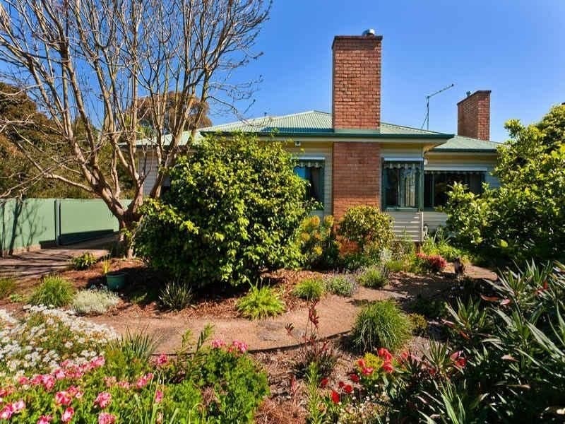 62 Moore Street COLAC VIC, Colac - Image 1