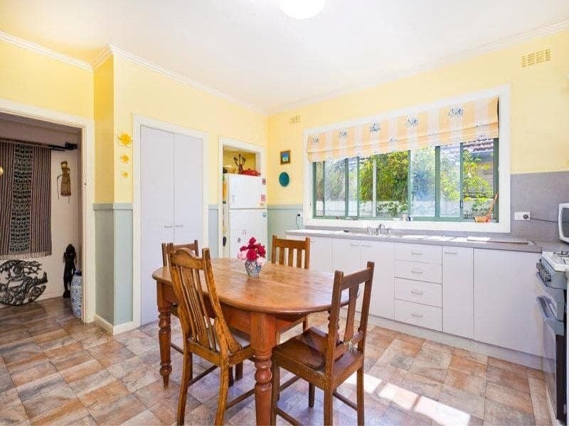 62 Moore Street COLAC VIC, Colac - Thumbnail 3
