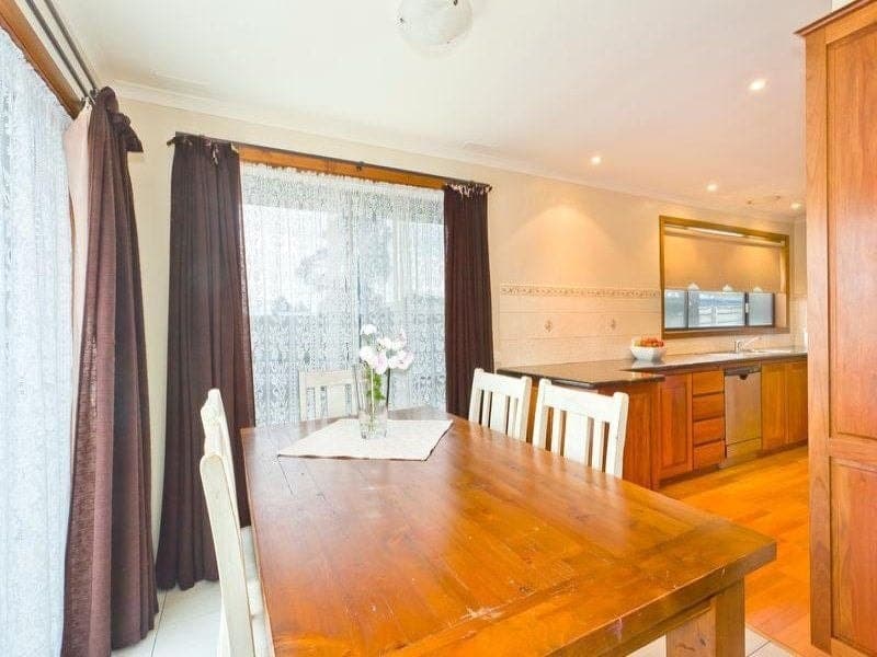 15 Elsinore Street COLAC VIC, Colac - Thumbnail 4