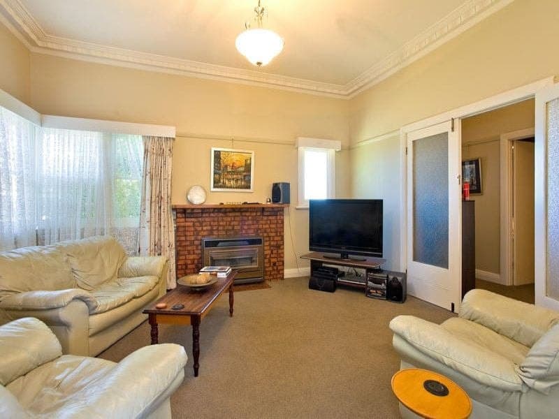 66 Moore Street COLAC VIC, Colac - Thumbnail 3