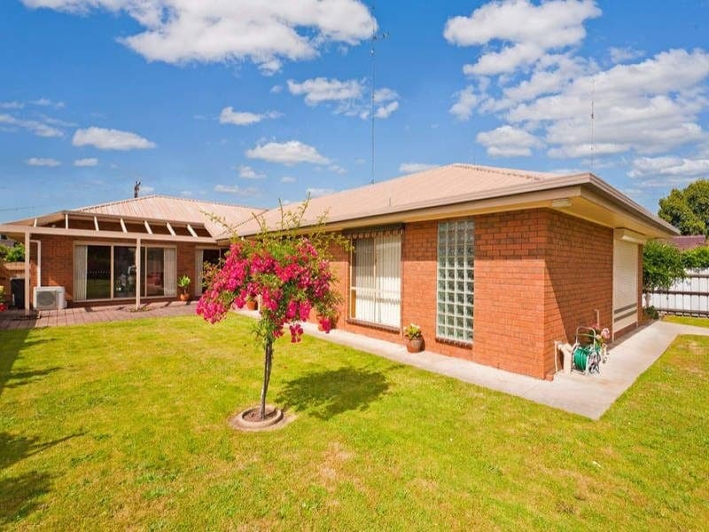 1 Bryan Avenue COLAC VIC, Colac - Image 1