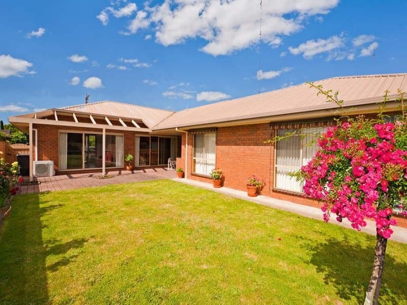 1 Bryan Avenue COLAC VIC, Colac - Thumbnail 2