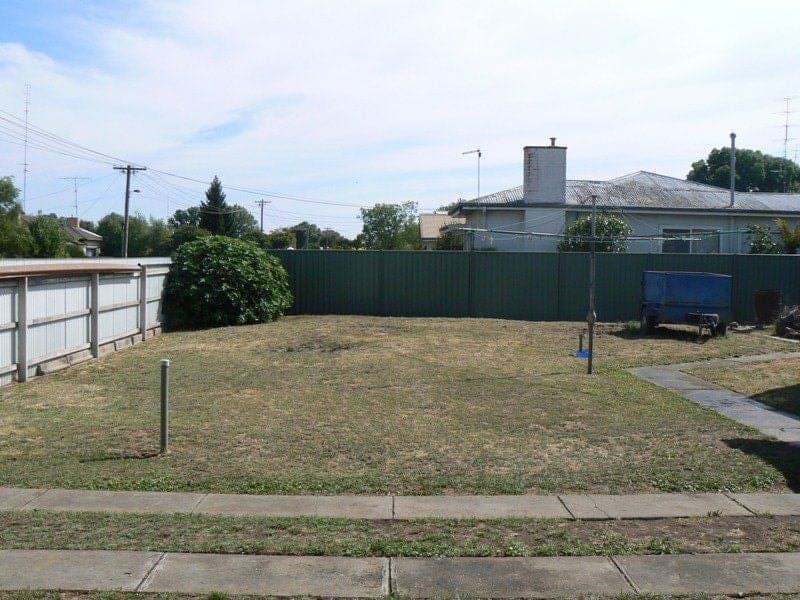 69 Jennings Street COLAC VIC, Colac - Thumbnail 2