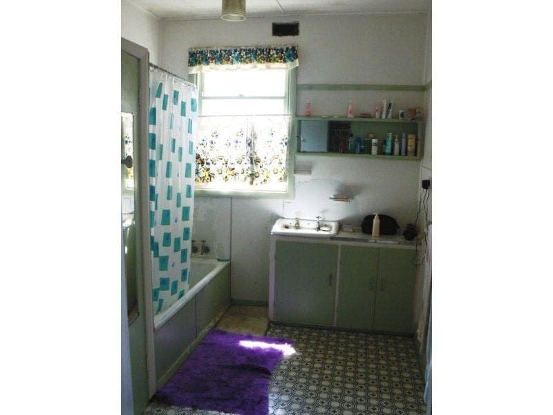 69 Jennings Street COLAC VIC, Colac - Thumbnail 3