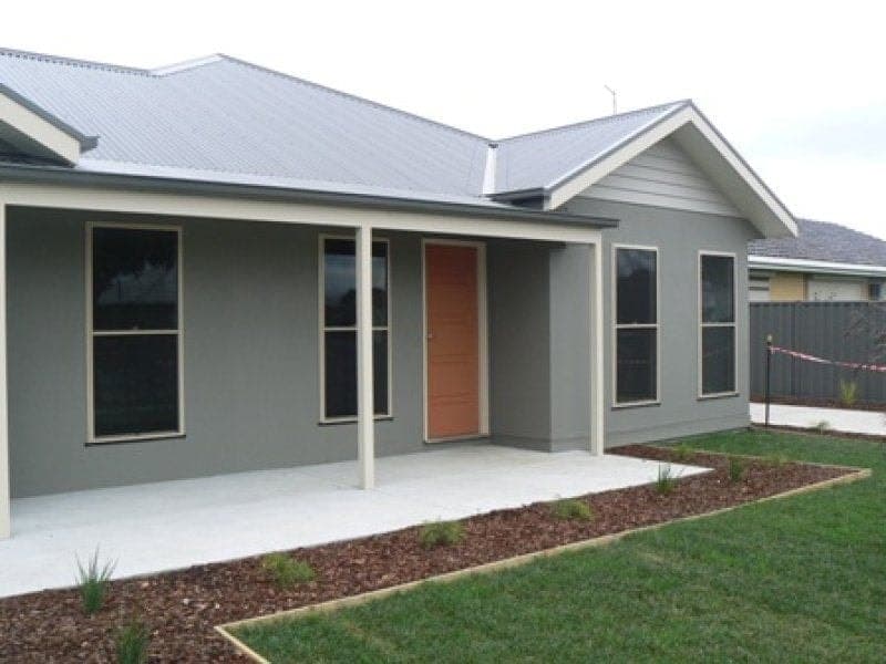 5/54 Hart Street COLAC VIC, Colac - Image 1
