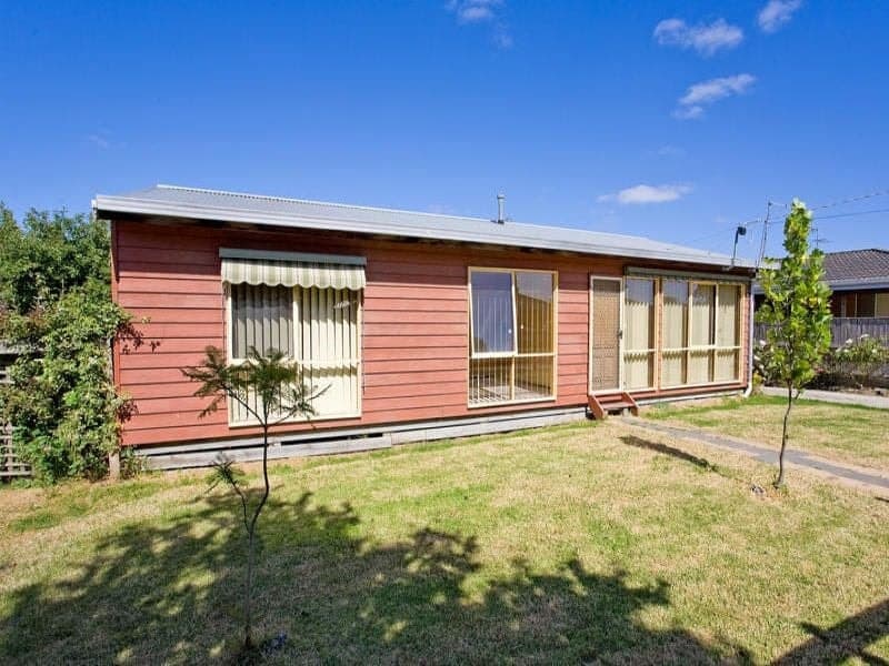 9 Nicholas Street COLAC VIC, Colac - Image 1