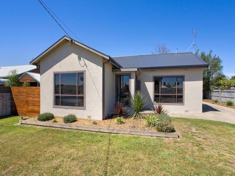 6 Brown Street COLAC VIC, Colac - Image 1