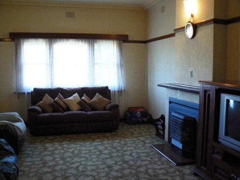 33 Polwarth COLAC VIC, 33 Polwarth Colac - Thumbnail 3