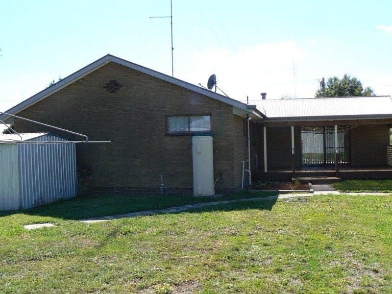 33 Ross Street COLAC VIC, Colac - Thumbnail 7