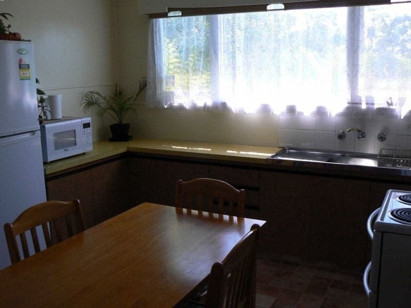 20 Hill Street COLAC VIC, Colac - Thumbnail 4