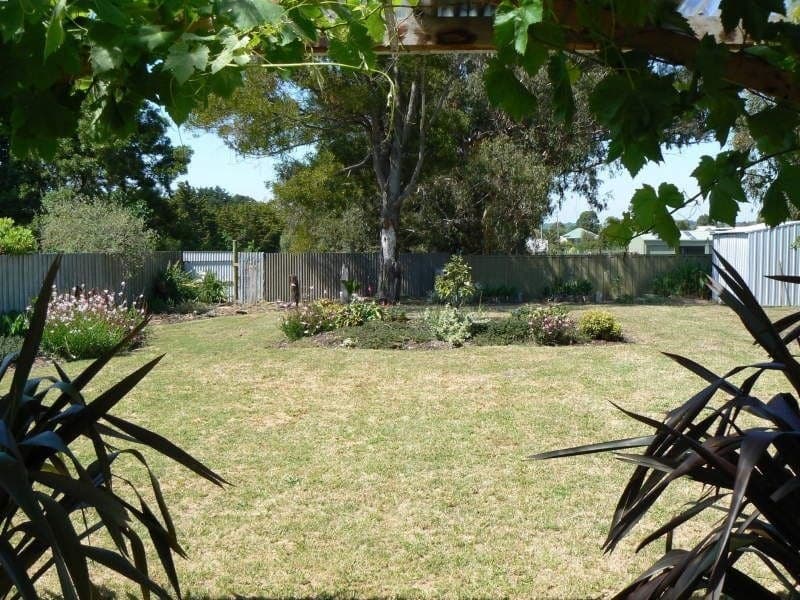 20 Hill Street COLAC VIC, Colac - Thumbnail 5