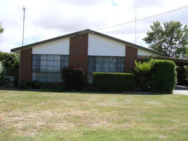 99 Jennings Street COLAC VIC, Colac - Image 1