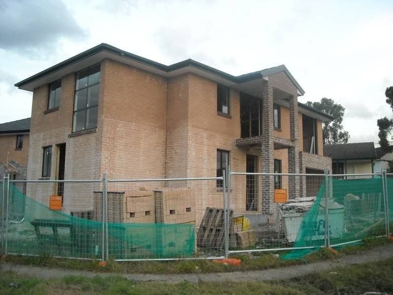 3 Dumble Street, Seven Hills - Image 1