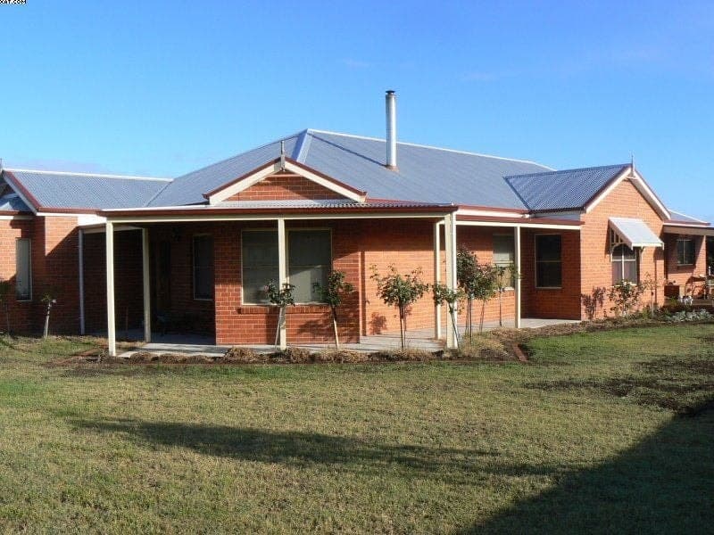 7 Irrewillipe Road ELLIMINYT VIC, Elliminyt - Image 1