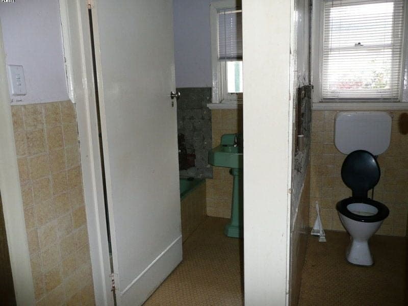 1 Moore Street COLAC VIC, Colac - Thumbnail 4