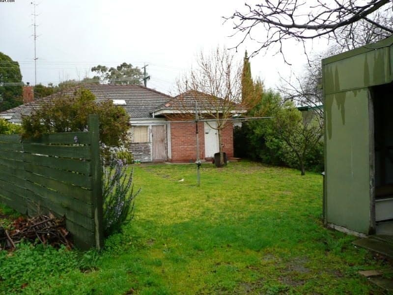 1 Moore Street COLAC VIC, Colac - Thumbnail 5