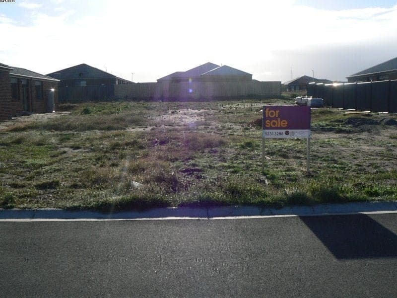 51/ Leah Street COLAC VIC, Colac - Image 1