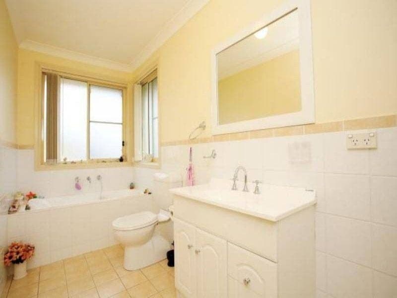 2/23 Shaughnessy Street, Oakhurst - Thumbnail 4