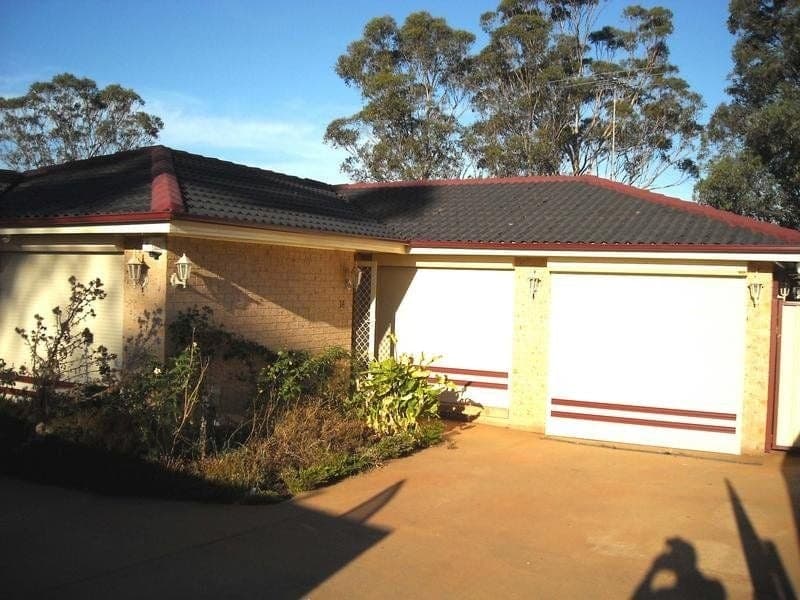 14 Merevale Place, Oakhurst - Image 1