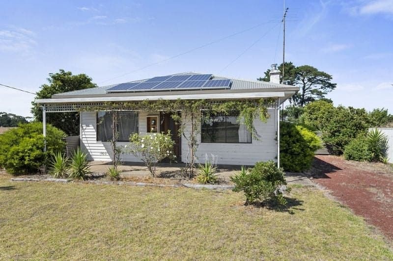 10 Rands Road POMBORNEIT VIC, Pomborneit - Image 1