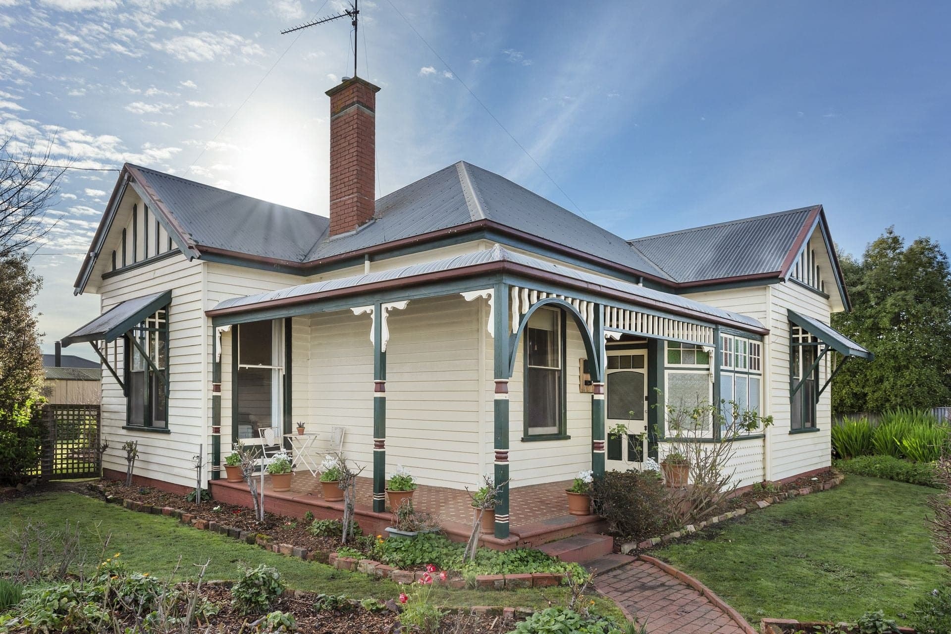 20 McLaughlin Street COLAC VIC, Colac - Image 1