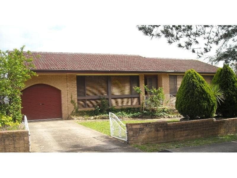 52 Caratel Crescent, Marayong - Image 1