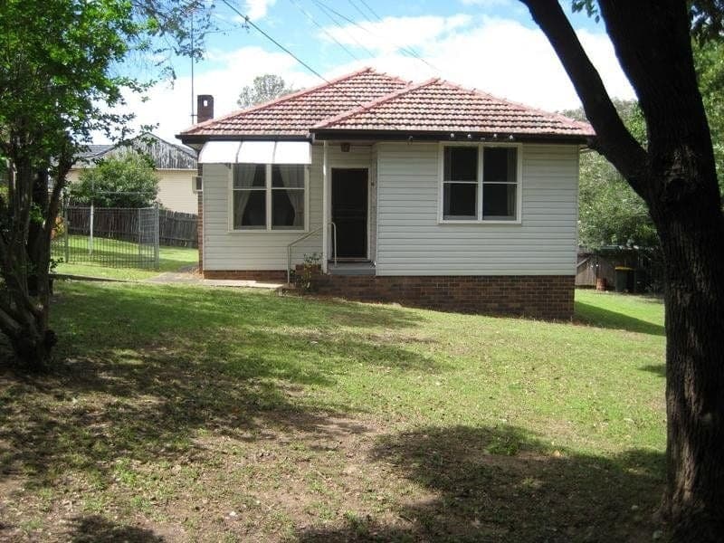 SEVEN HILLS, Seven Hills - Image 1