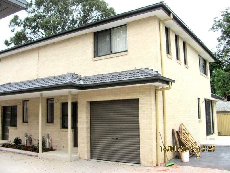 10/41-43 Knox Road, Doonside - Image 1